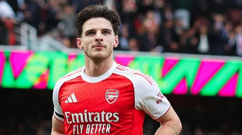 Wie is de vriendin van voetballer Declan Rice