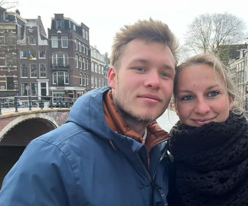 Wie is de vriendin van schaatser Marcel Bosker