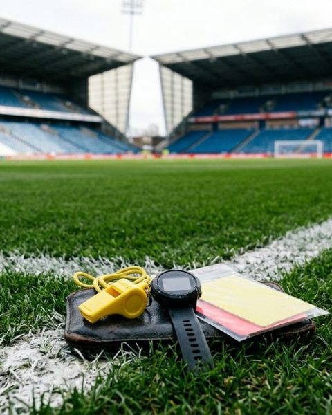 Vrouwelijke scheidsrechters in het profvoetbal: deze pioniers leiden de top
